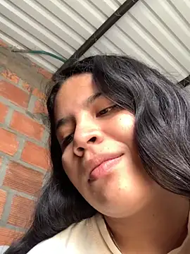 Snapshot of moncerrat_luna chatting on February 15, 9:04 pm moncerrat luna online show from February 15, 9:04 pm