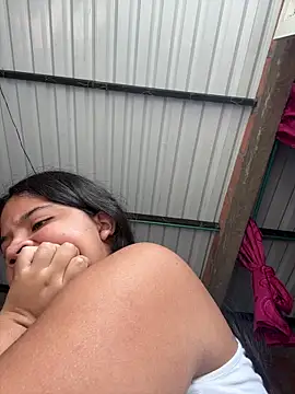 Snapshot of moncerrat_luna chatting on March 18, 1:20 pm moncerrat luna online show from March 18, 1:20 pm