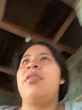 Snapshot of moncerrat_luna chatting on March 21, 11:33 am moncerrat luna online show from March 21, 11:33 am