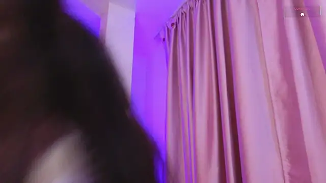 Snapshot of Emiily_Scott1 chatting on June 11, 2:53 am Emiily Scott1 online show from June 11, 2:53 am