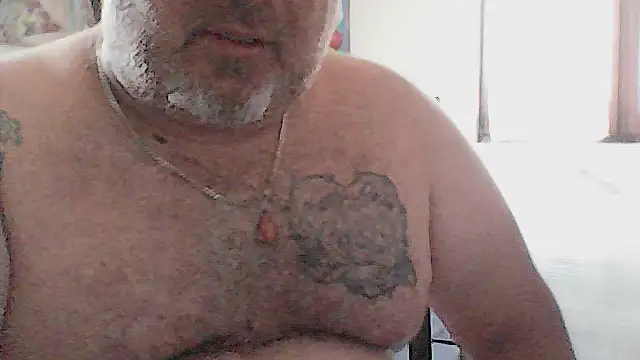 Snapshot of Paolino_8316 chatting on May 31, 3:30 pm Paolino 8316 online show from May 31, 3:30 pm