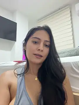 Sophie  Foxxx online show from April 28, 2:27 am
