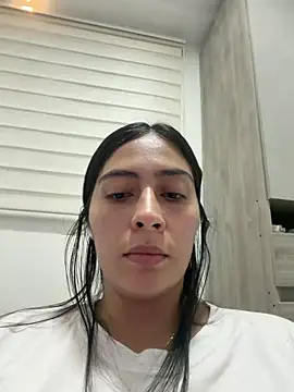 Snapshot of Sophie__Foxxx chatting on July 1, 1:40 am Sophie Foxxx online show from July 1, 1:40 am