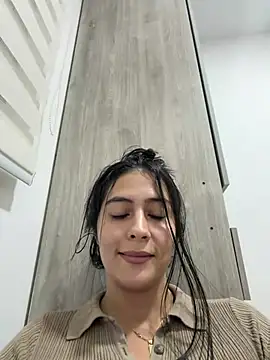 Snapshot of Sophie__Foxxx chatting on July 5, 11:45 pm Sophie Foxxx online show from July 5, 11:45 pm