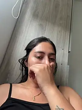 Snapshot of Sophie__Foxxx chatting on July 8, 10:25 pm Sophie Foxxx online show from July 8, 10:25 pm