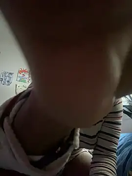 Snapshot of shauntaeme chatting on January 14, 4:29 pm shauntaeme online show from January 14, 4:29 pm