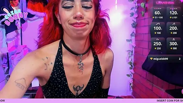 Roxanbunny1 online show from December 14, 7:57 pm