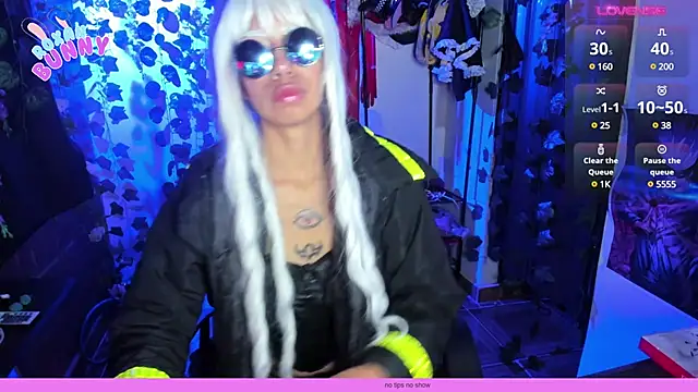 Roxanbunny1 online show from February 8, 4:25 am