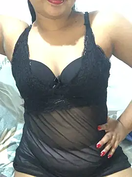 Snapshot of Rose_Olivia chatting on February 2, 1:52 pm Rose Olivia online show from February 2, 1:52 pm