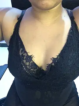 Snapshot of Rose_Olivia chatting on March 26, 4:12 pm Rose Olivia online show from March 26, 4:12 pm