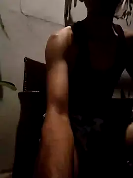 Snapshot of Dwirosebig chatting on November 16, 4:12 pm Dwirosebig online show from November 16, 4:12 pm