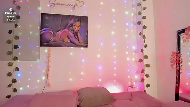 Snapshot of SamHill_1 chatting on November 13, 4:00 am SamHill 1 online show from November 13, 4:00 am