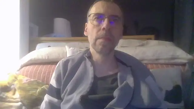 ptitcanard60600 online show from December 13, 10:26 pm