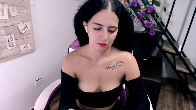 samantha baby  online show from February 23, 12:24 pm