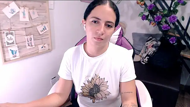 Snapshot of samantha_baby_ chatting on May 3, 4:18 am samantha baby online show from May 3, 4:18 am