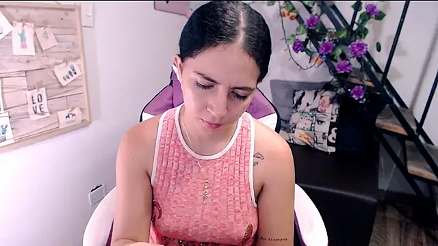 Snapshot of samantha_baby_ chatting on May 7, 4:23 pm samantha baby online show from May 7, 4:23 pm