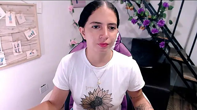 Snapshot of samantha_baby_ chatting on May 19, 3:29 pm samantha baby online show from May 19, 3:29 pm