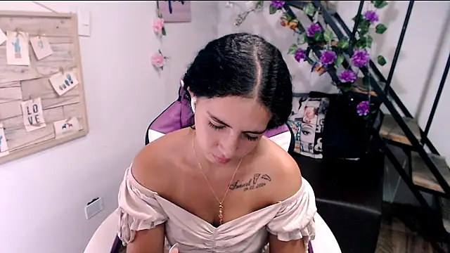 Snapshot of samantha_baby_ chatting on May 31, 6:20 pm samantha baby online show from May 31, 6:20 pm