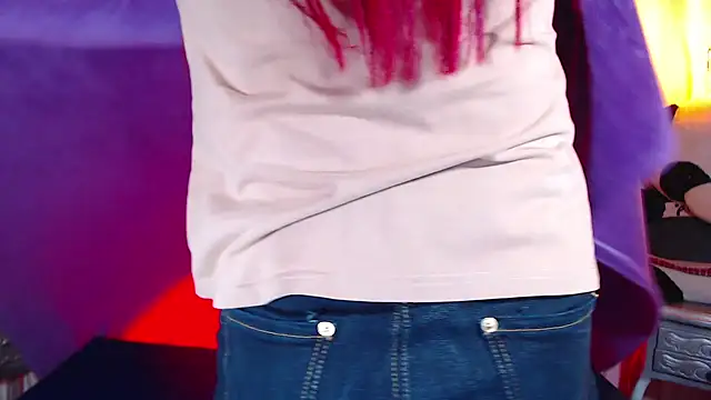 IsabelaLatina online show from October 23, 6:17 pm