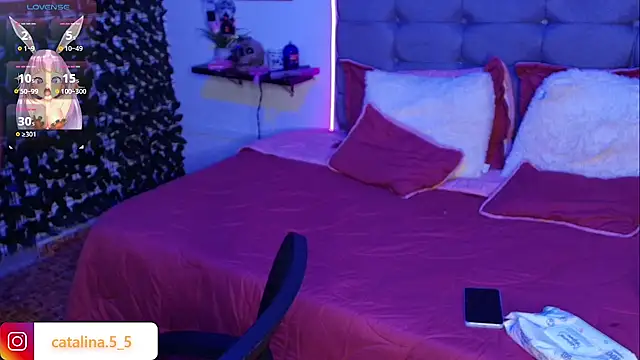 Snapshot of Kata_Bigboobs chatting on November 12, 6:30 pm Kata Bigboobs online show from November 12, 6:30 pm