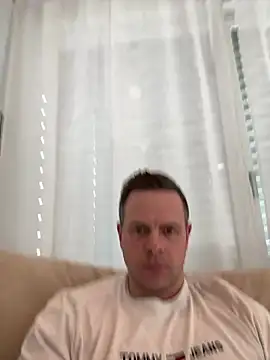 Snapshot of Danii0790 chatting on February 8, 3:00 pm Danii0790 online show from February 8, 3:00 pm