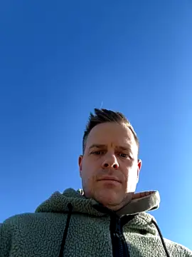 Snapshot of Danii0790 chatting on October 18, 8:48 am Danii0790 online show from October 18, 8:48 am