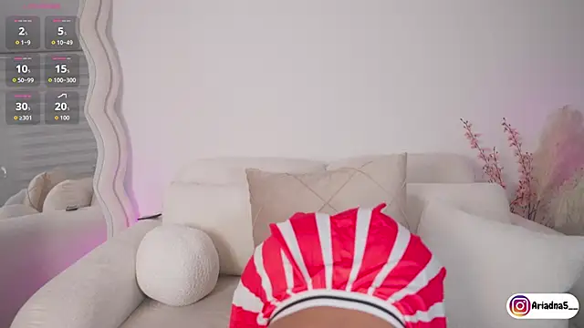 Ariadna5 online show from November 30, 4:49 am