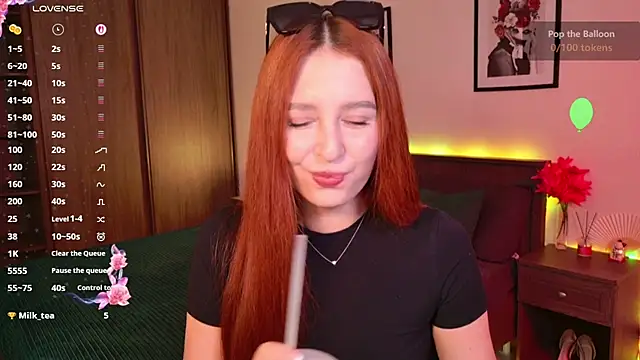 Snapshot of EleanorePeach chatting on July 8, 11:15 am EleanorePeach online show from July 8, 11:15 am