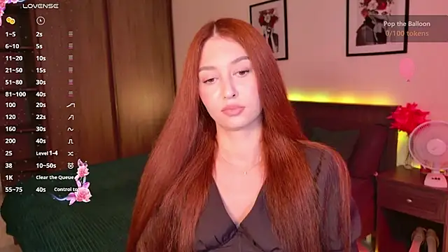 Snapshot of EleanorePeach chatting on July 21, 7:54 am EleanorePeach online show from July 21, 7:54 am