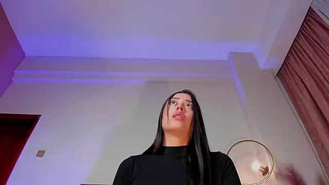 NoraDasilva online show from January 31, 11:14 pm