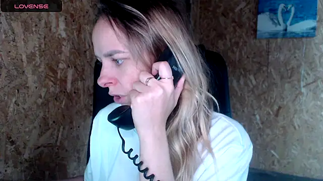 Snapshot of las_sweet chatting on July 2, 10:10 am las sweet online show from July 2, 10:10 am