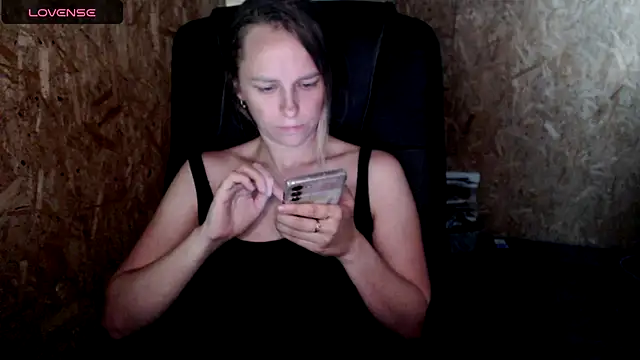 Snapshot of las_sweet chatting on July 28, 2:13 pm las sweet online show from July 28, 2:13 pm