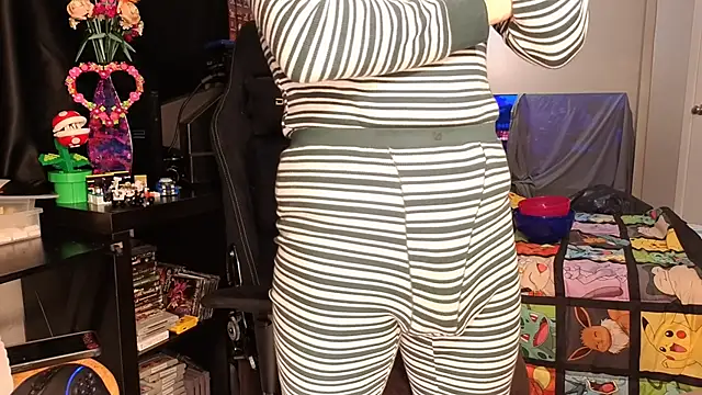 ShinyCherub online show from February 2, 7:04 pm