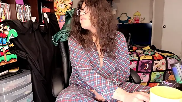 ShinyCherub online show from February 11, 4:06 am