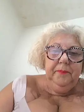 Snapshot of Merilulla chatting on June 23, 1:42 pm Merilulla online show from June 23, 1:42 pm
