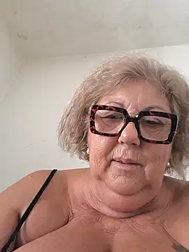 Snapshot of Merilulla chatting on July 13, 11:46 am Merilulla online show from July 13, 11:46 am