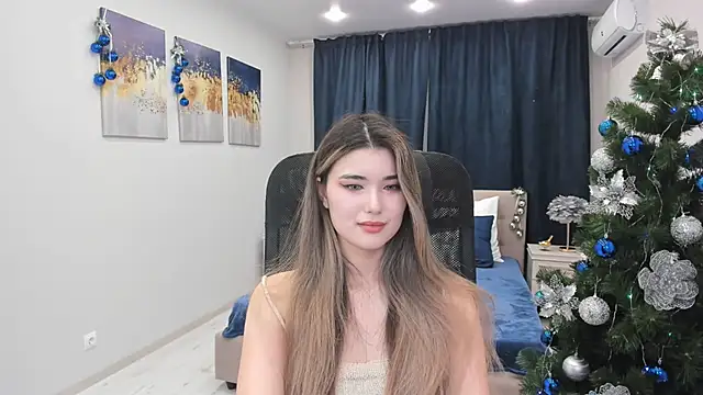 AnneTLi online show from December 9, 10:43 am