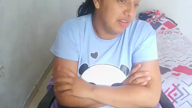Snapshot of almaswan1 chatting on February 27, 3:26 pm almaswan1 online show from February 27, 3:26 pm