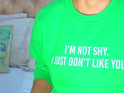 KeryHillson online show from October 23, 11:53 am