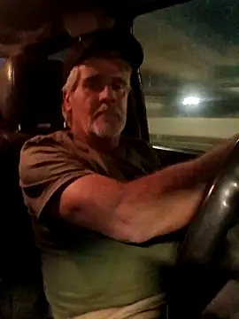 Snapshot of TTolbert chatting on January 25, 9:04 am TTolbert online show from January 25, 9:04 am