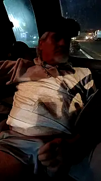 Snapshot of TTolbert chatting on January 30, 1:21 pm TTolbert online show from January 30, 1:21 pm