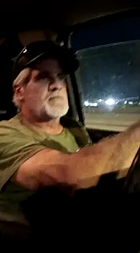 Snapshot of TTolbert chatting on February 18, 2:59 am TTolbert online show from February 18, 2:59 am