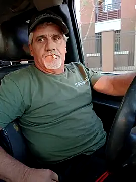 Snapshot of TTolbert chatting on February 18, 2:27 pm TTolbert online show from February 18, 2:27 pm