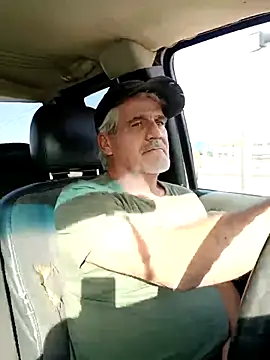 Snapshot of TTolbert chatting on February 19, 4:11 pm TTolbert online show from February 19, 4:11 pm