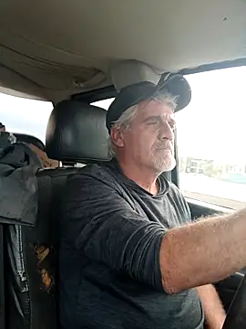 Snapshot of TTolbert chatting on March 15, 12:58 am TTolbert online show from March 15, 12:58 am