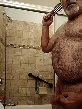 Snapshot of TTolbert chatting on September 11, 12:05 pm TTolbert online show from September 11, 12:05 pm