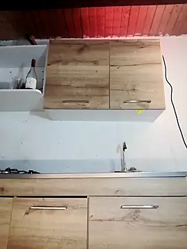 Snapshot of Babylolatop chatting on December 12, 4:32 pm Babylolatop online show from December 12, 4:32 pm