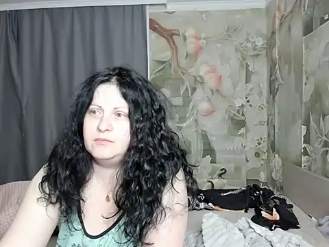 Lillian2 online show from March 17, 3:15 pm