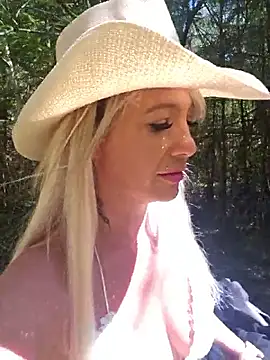 Sexy Sparkling  online show from April 26, 10:13 am