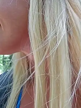 Sexy Sparkling  online show from July 4, 10:32 am
